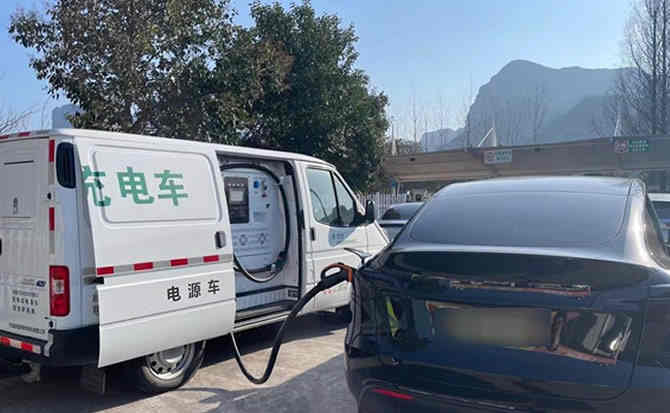 政和汽车搭电